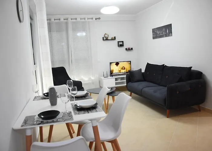 Click - Apartamento *