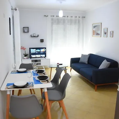 アパート Click - ティラナ