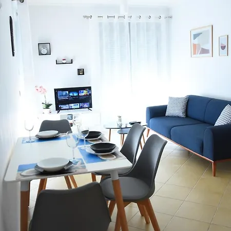 Click - アパート ティラナ