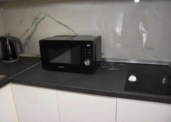 Click - Lägenhet Tirana